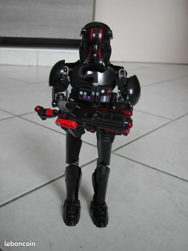 Star Wars Elite Tie Fighter Pilot LEGO Star Wars Elite TIE Fighter