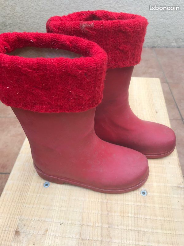 Bottes taille 28 (image 1)