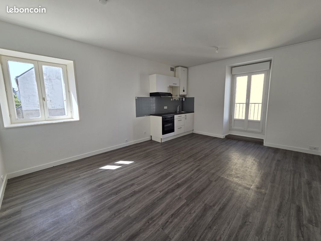 Appartement 1 pièce 28 m² · à Quimperlé · 28 m² · 500 €
