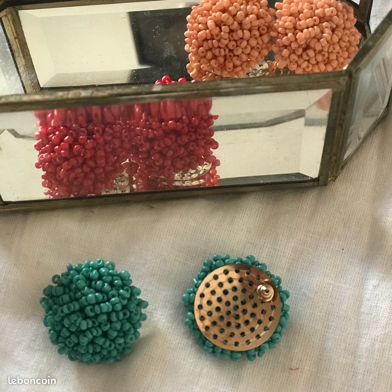 Boucle d’oreilles fait à main vert (image 3)