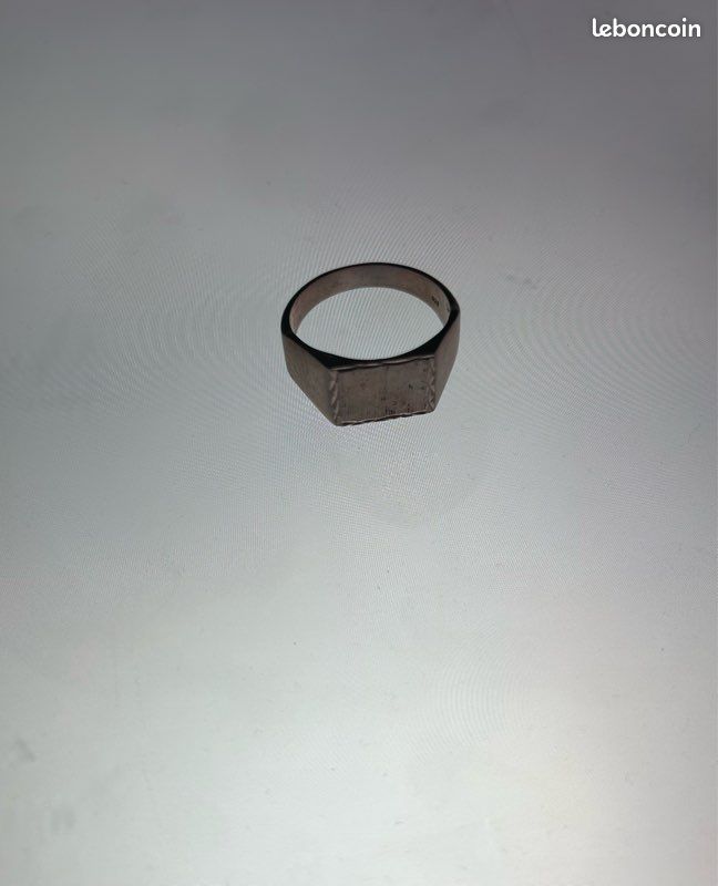 Chevalière en argent (image 1)