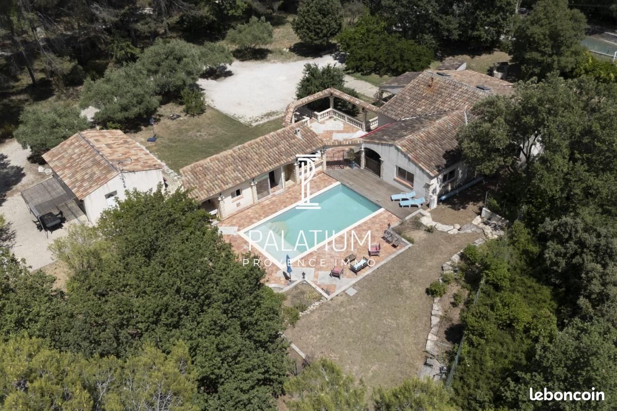 Maison 209 m² · à Ventabren · 209 m² · 830 000 €
