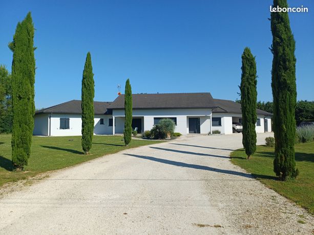 Maison 8 pièces 257 m²