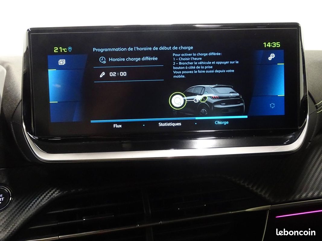 Peugeot 208 e-208 136ch GT Pack (image 26)