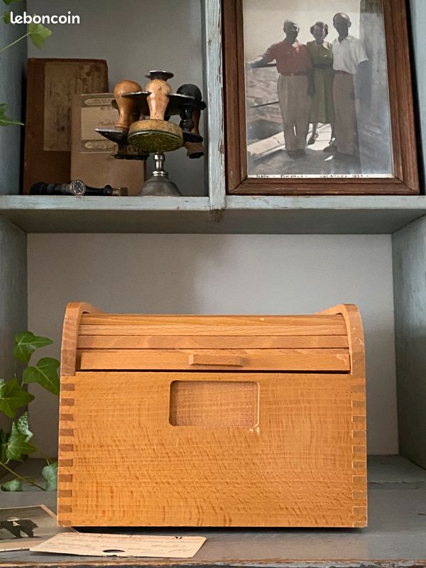 ANCIENNE BOITE À priser en bois EUR 8,00 - FR