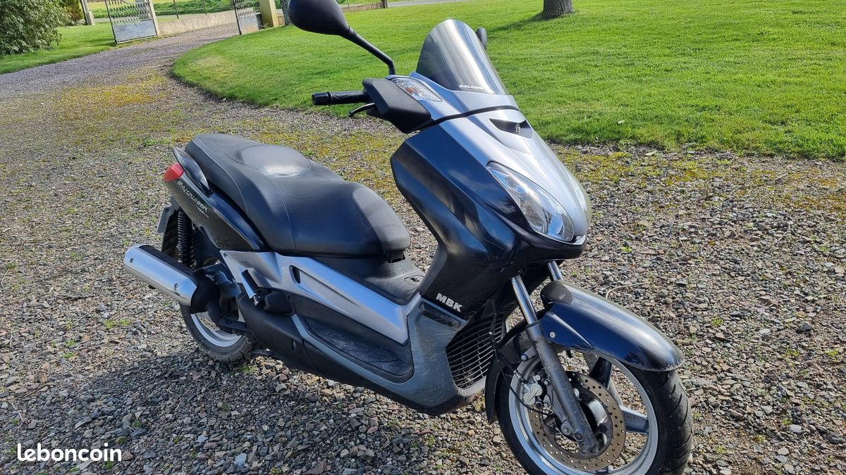 Scooter 125 (image 1)