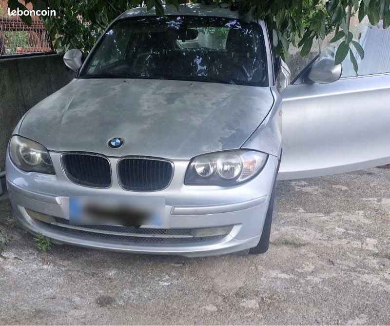 BMW 116d (image 1)