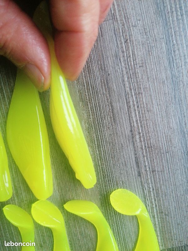 Lot article de pêche leurre souple shad pikie type mister twister neuf (image 6)