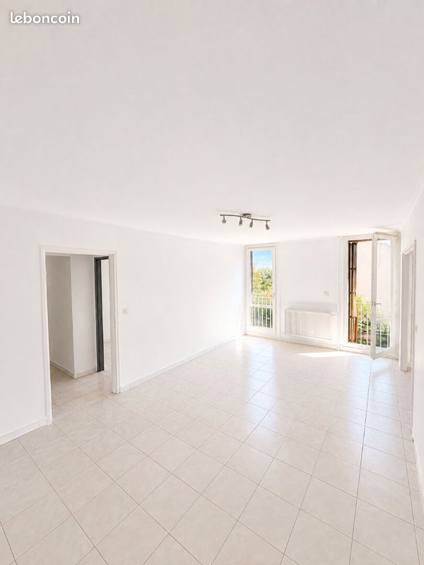 Appartement 2 pièces 45 m² · à Garges-lès-Gonesse · 45 m² · 125 000 €