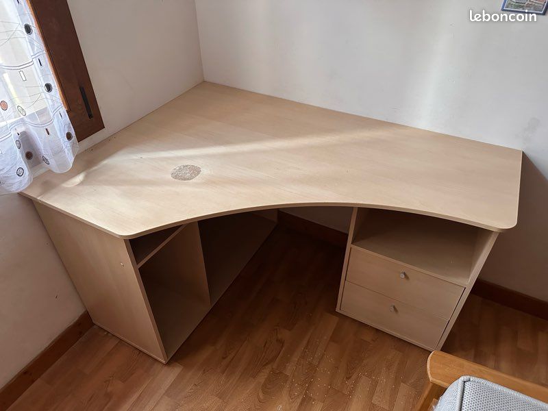 Bureau d’angle (image 1)
