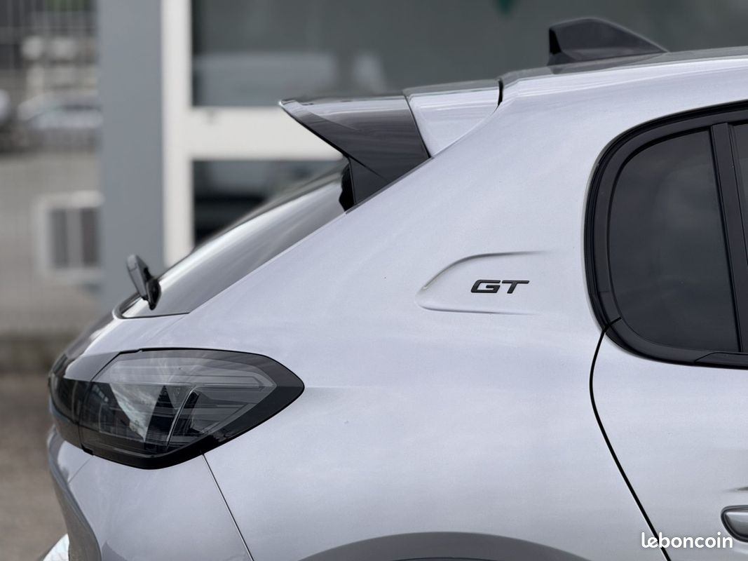 Peugeot 208 (2) Hybrid 110 e-DCS6 GT (image 28)