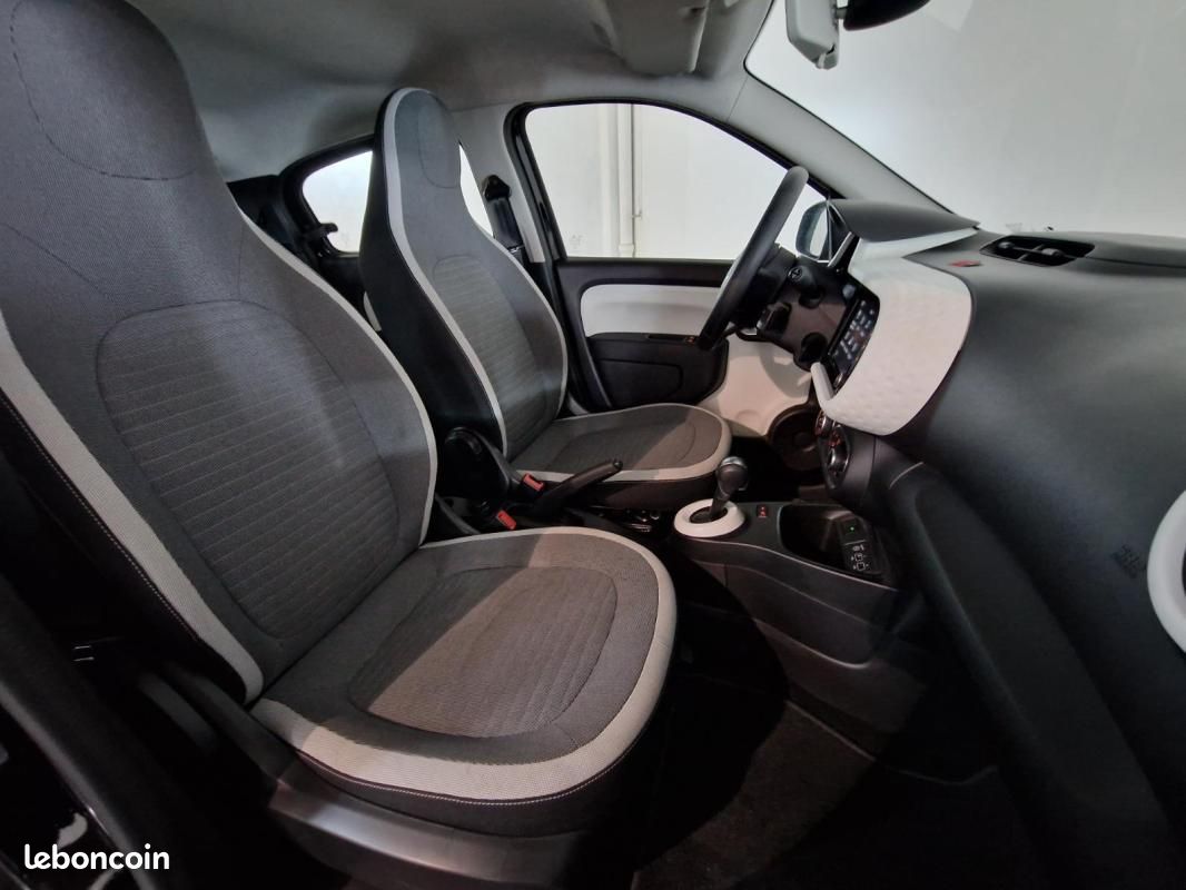 Renault Twingo E-TECH ELECTRIQUE III Equilibre (image 5)