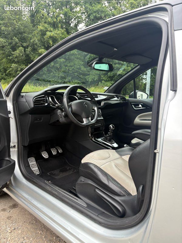 Citroën Ds3 sport chic 1.6 hdi 112cv (image 2)