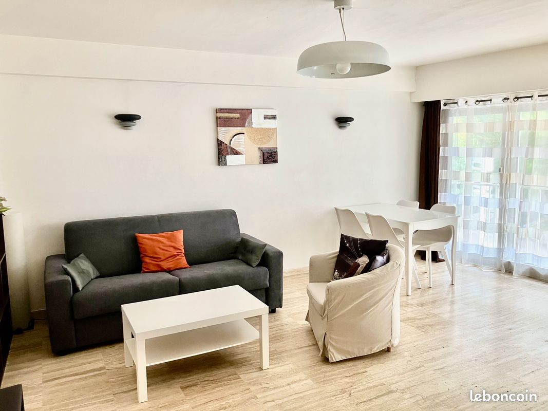 Appartement 2 pièces 50 m² · à Cannes · 50 m² · 1 200 €/mois