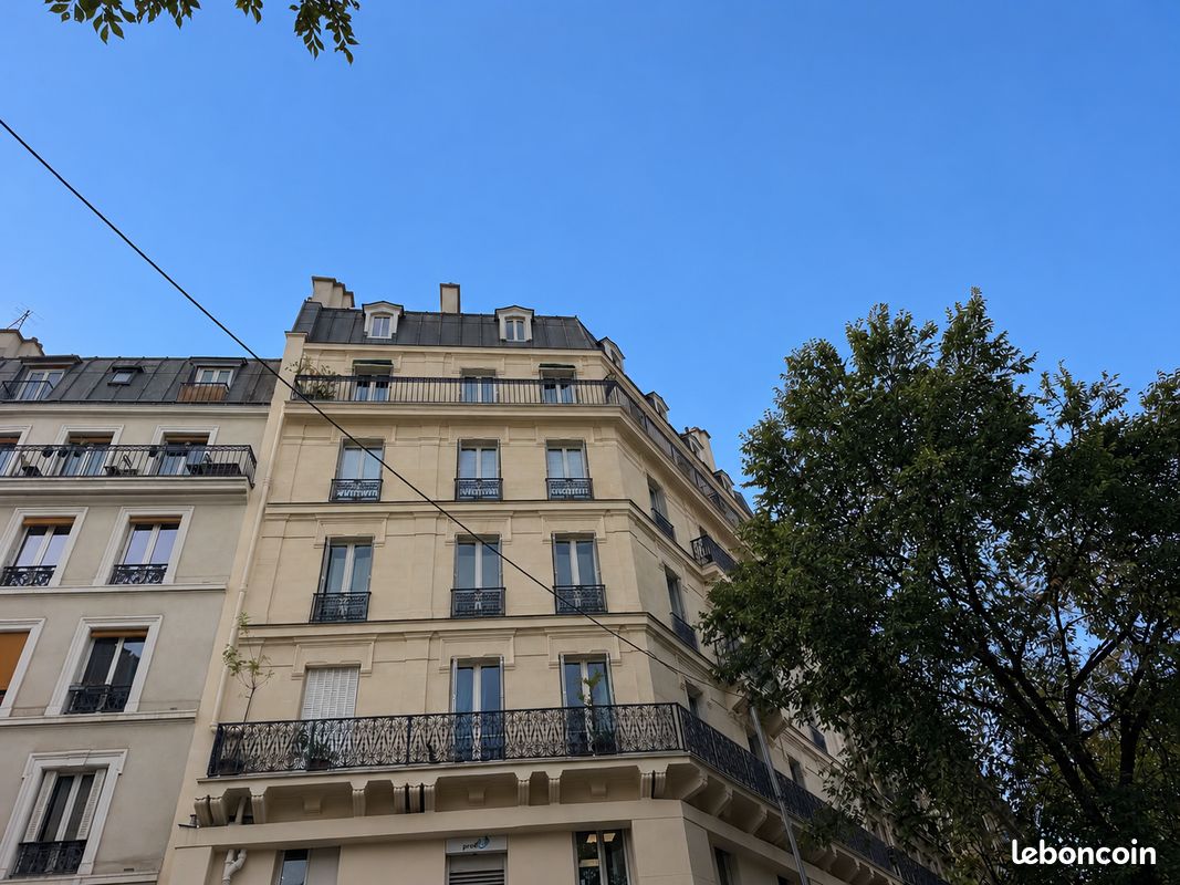 Appartement 2 pièces 27 m² · à Paris · 27 m² · 299 000 €