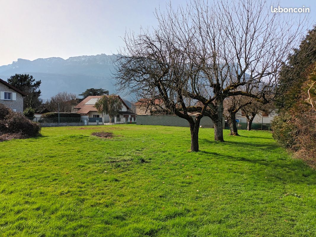 Terrain 500m² libre de constructeur · à Pontcharra · 120 000 €