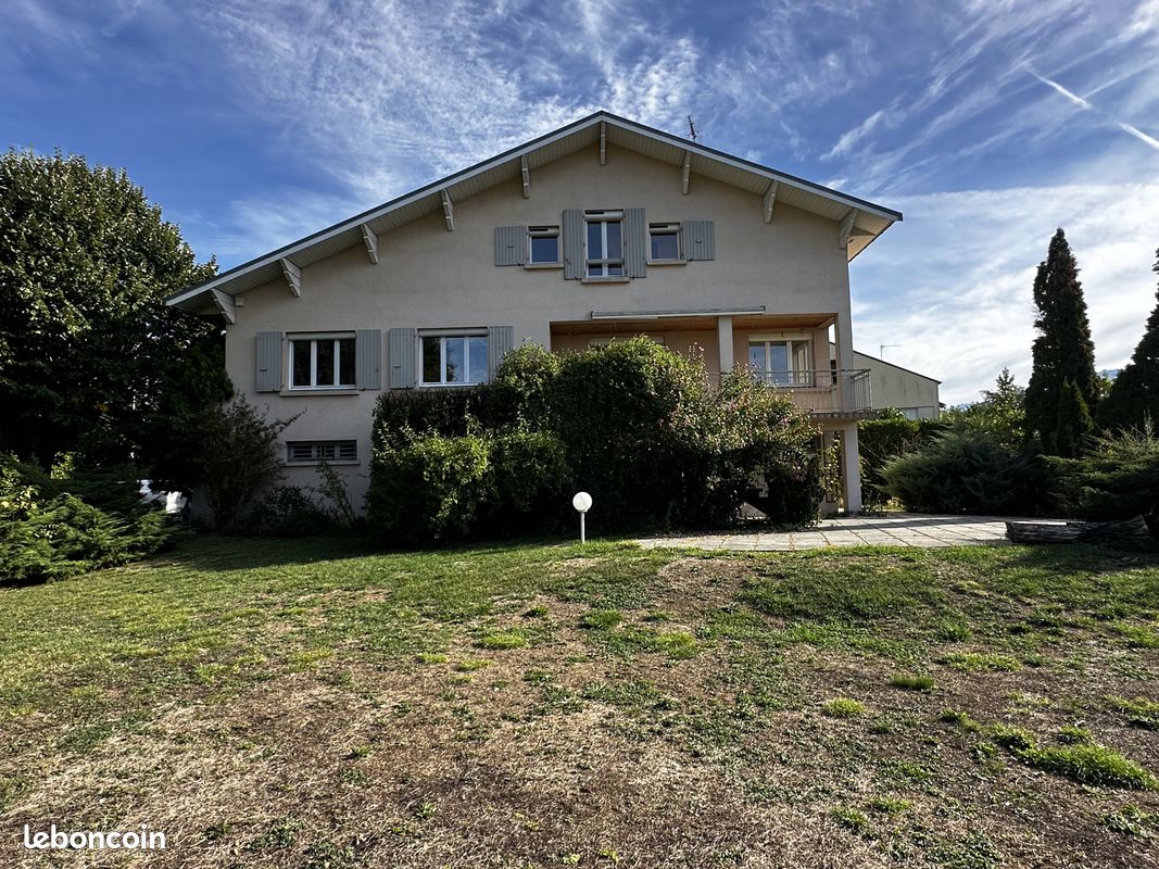Maison 7 pièces 185 m² · à Montbonnot-Saint-Martin · 185 m² · 820 000 €