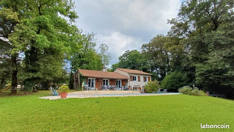 Maison 6 pièces 160 m²