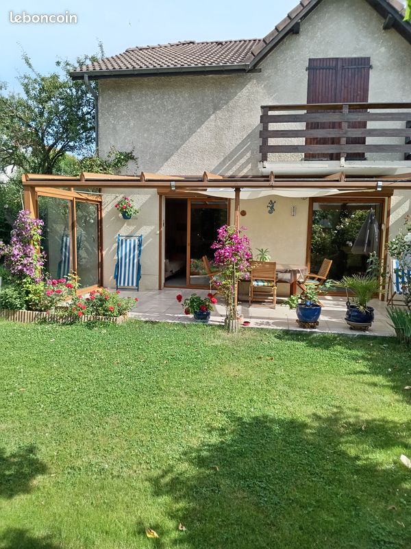 Maison 5 pièces 115 m² · à Fontaine · 115 m² · 375 000 €