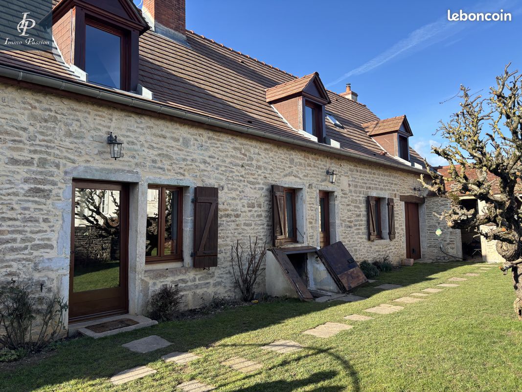 Maison 6 pièces 172 m² · à Gevrey-Chambertin · 172 m² · 450 000 €