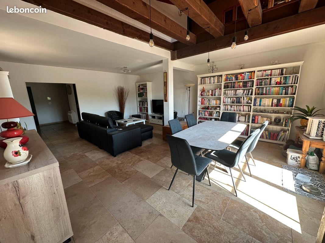Maison 5 pièces 143 m² · à La Tour-d'Aigues · 143 m² · 469 000 €