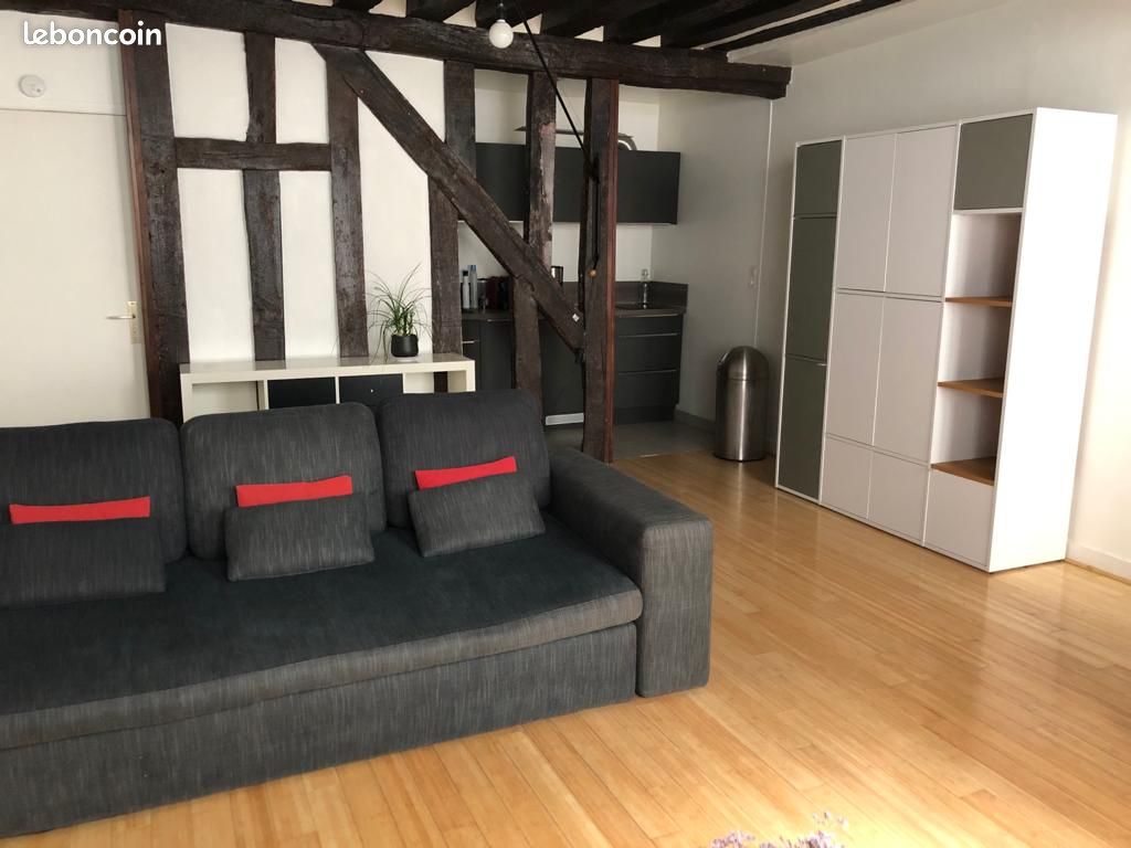 Appartement 2 pièces 51 m² · à Paris · 51 m² · 1 900 €