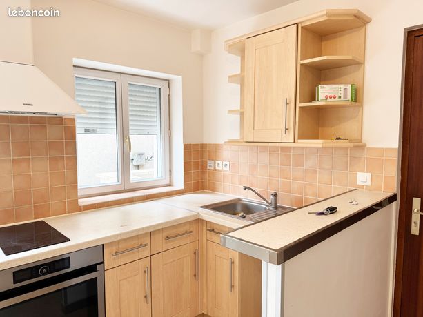 APPARTEMENT DUPLEX T2 Surface 28,76 m²en Centre Ville