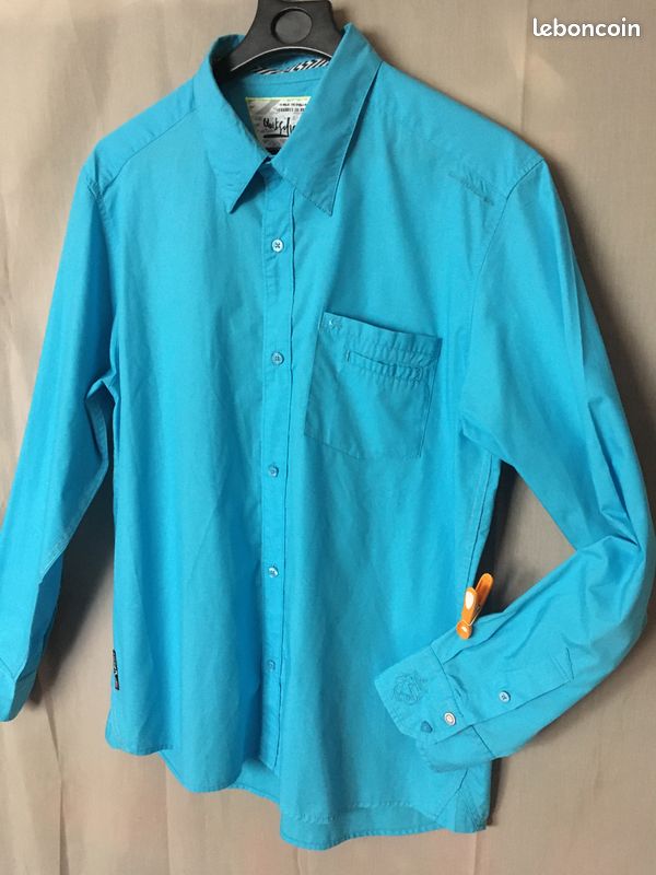 Jolie chemise turquoise Quiksilver brodée homme taille M Vêtements
