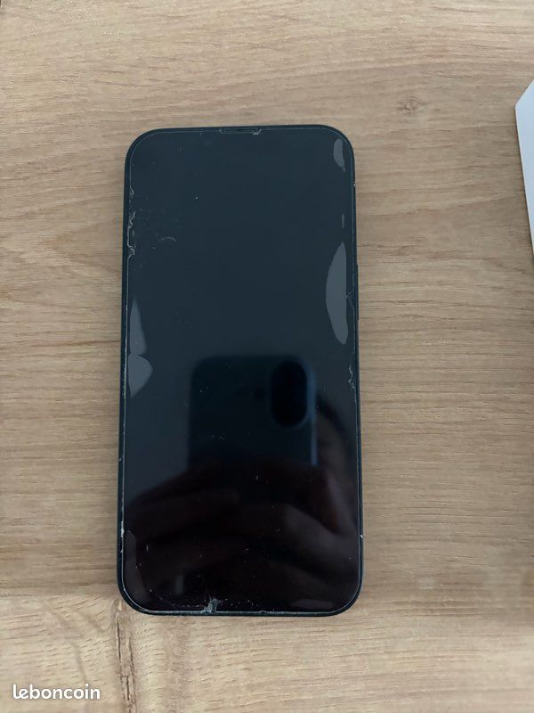 IPhone 13 (image 3)