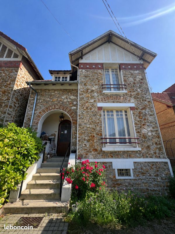 Maison 4 pièces 93 m² · à La Ferté-sous-Jouarre · 93 m² · 295 000 €