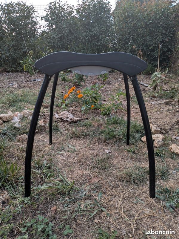 Pieds barbecue Weber (image 1)