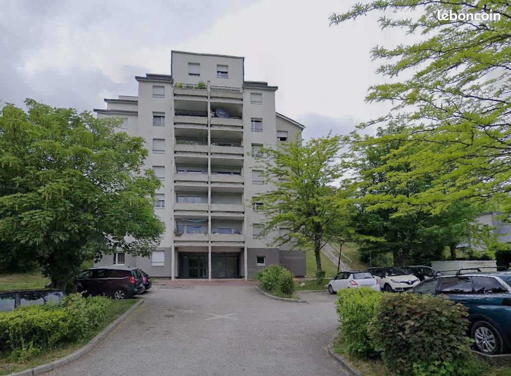 Appartement 3 pièces 70 m² · à Villefontaine · 70 m² · 105 000 €