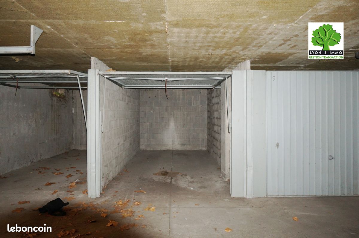 Parking 12 m² · à Lyon · 12 m² · 17 000 €