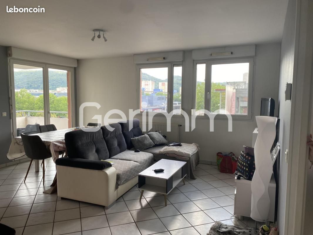 Appartement 2 pièces 54 m² · à Échirolles · 54 m² · 762 €