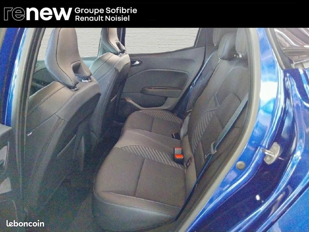Renault Clio V E-Tech full hybrid 145 ch GSR2 Esprit Alpine (image 10)