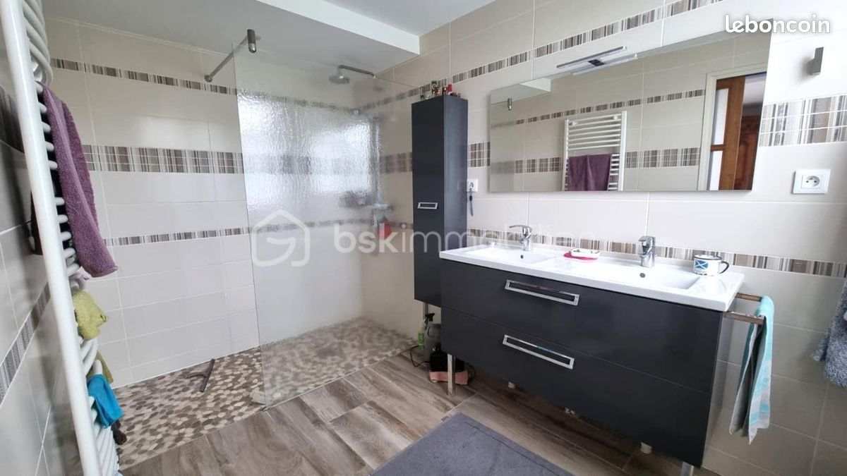 Maison 8 pièces 225 m² (image 10)
