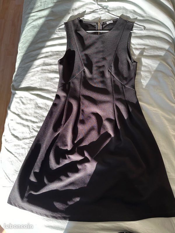 Jolie robe noire patineuse Pimkie 38 (image 1)