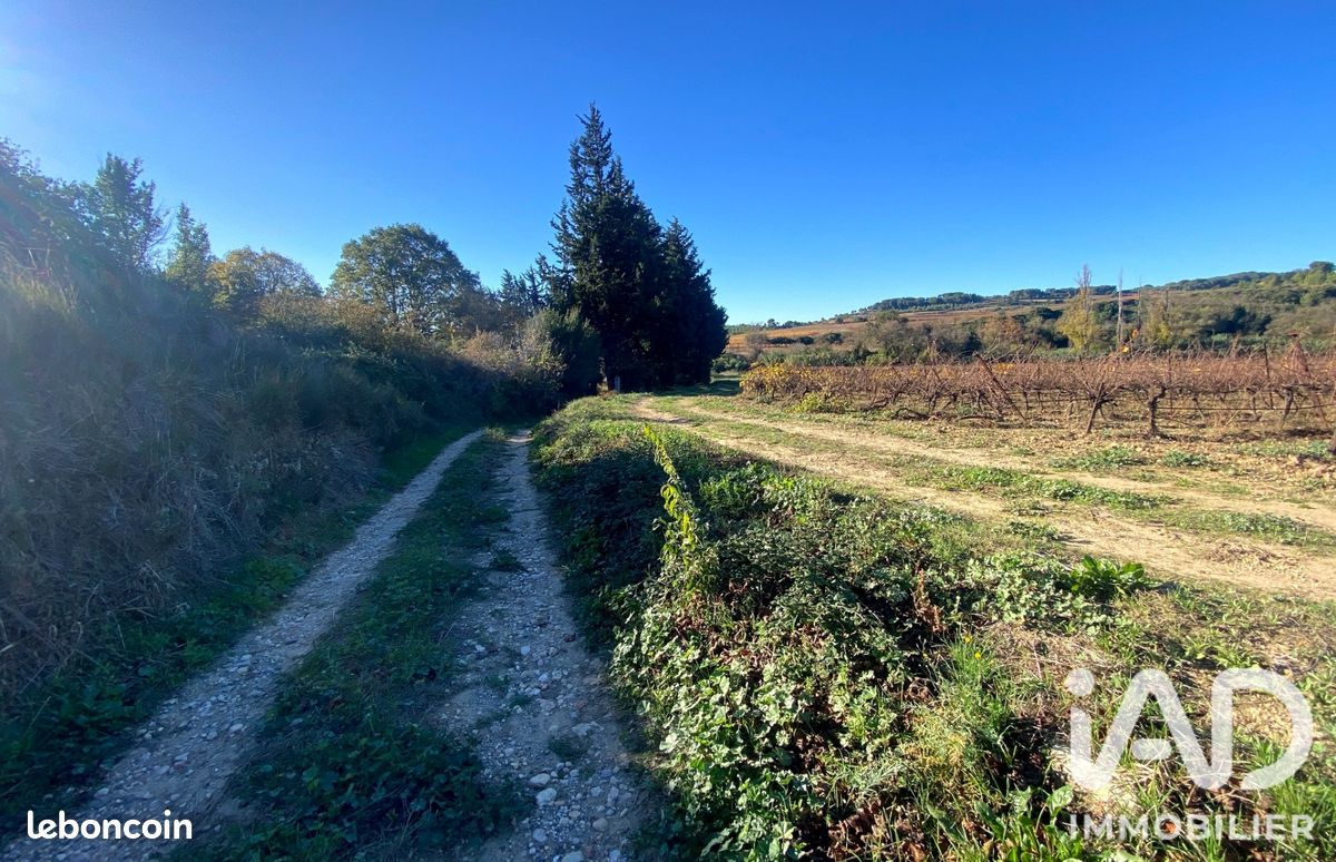 Terrain 2430 m² · à Quarante · 2 430 m² · 12 000 €