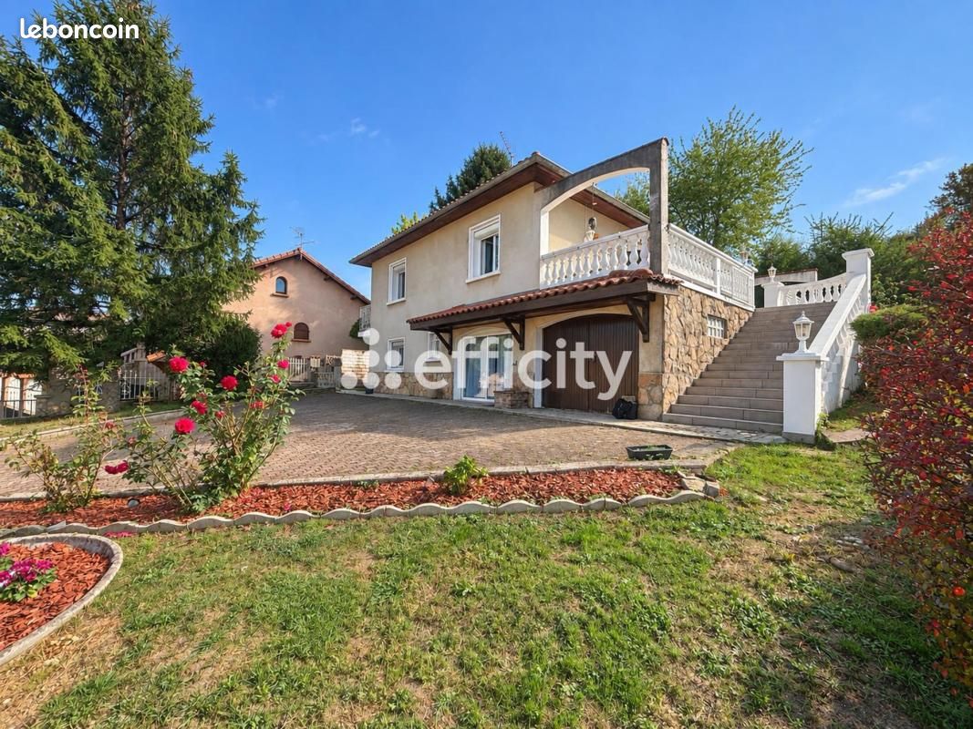 Maison 7 pièces 185 m² · à Saint-Pierre-de-Chandieu · 185 m² · 445 000 €