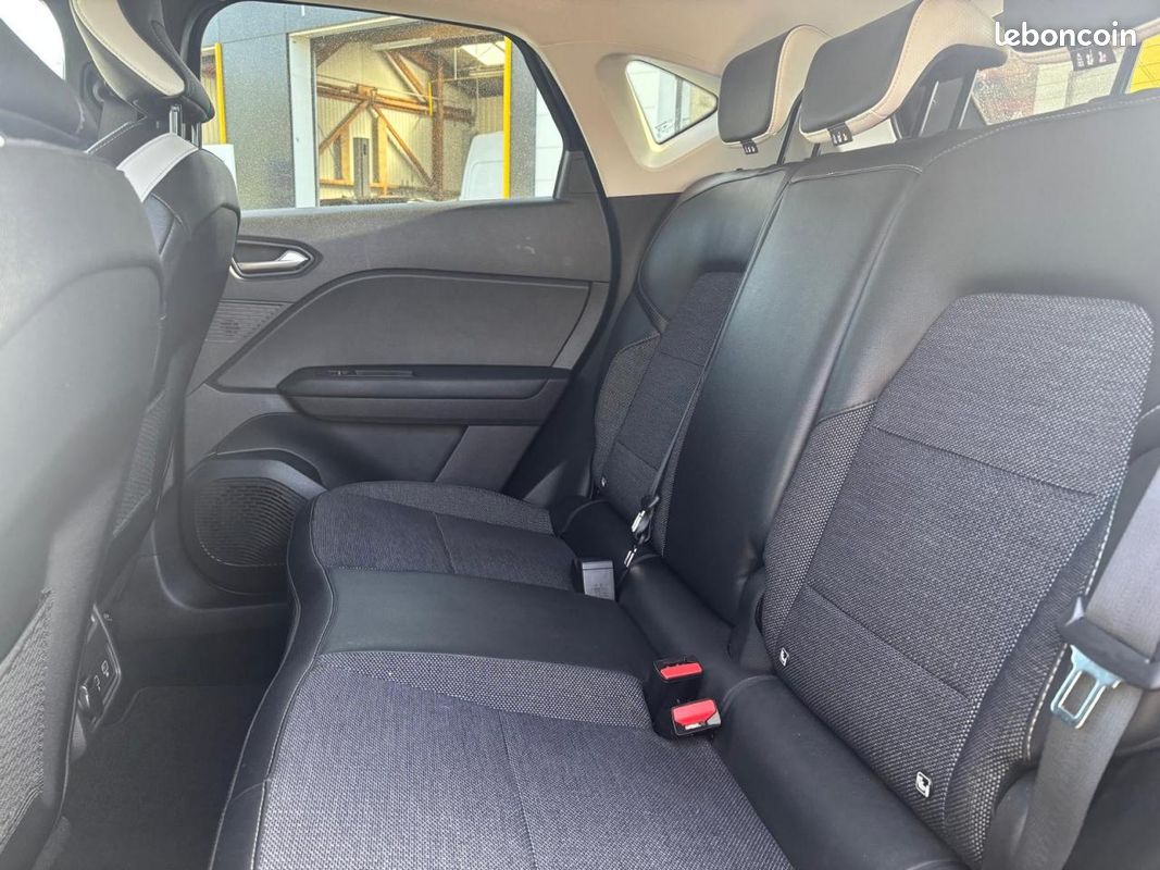 Renault captur intens e-tech hybride rechargeable 160 -21 (image 23)