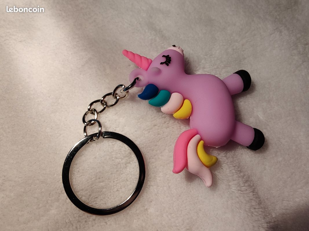 Porte-clé licorne rose (image 1)