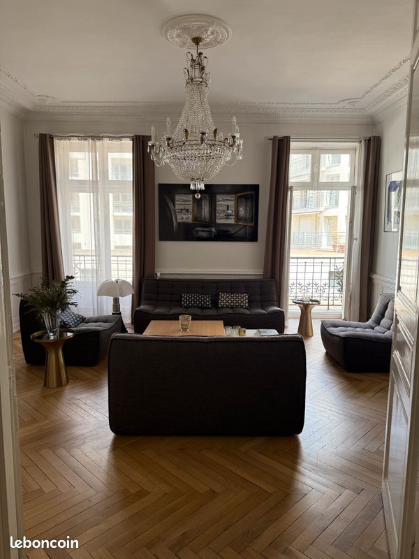 Appartement 8 pièces 207 m² · à Nantes · 207 m² · 850 000 €
