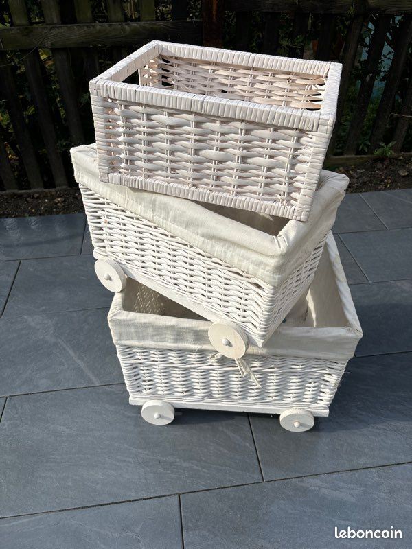 Chariots rangement en rotin blanc (image 1)