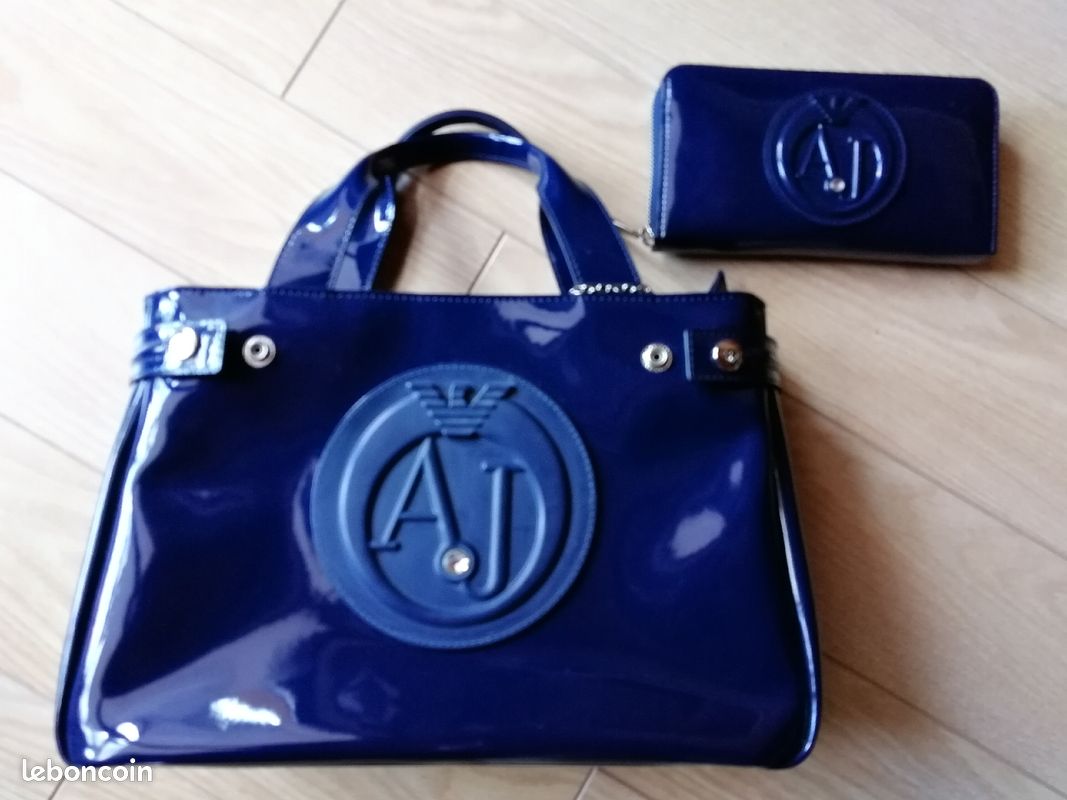 Ensemble ARMANI JEANS
Cabas Vernice lucida verni (image 1)