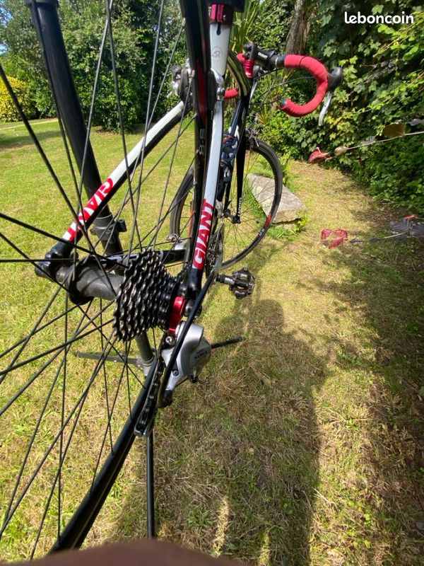 Velo de route giant defy (image 3)
