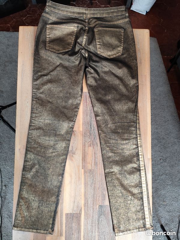 Pantalon skinny noir doré cuivré - Naf Naf Taille 38 (Dimensions en photos) (image 2)