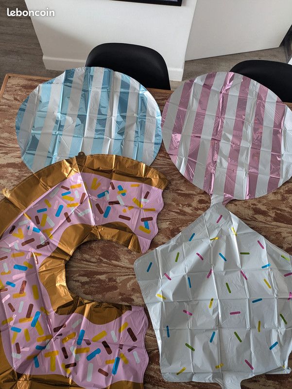 Lot de 4 ballons : ronds rayures, étoile confetti, donut croqué - multicolore (image 1)