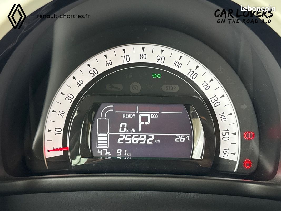 RENAULT Twingo III E-Tech Equilibre (image 22)