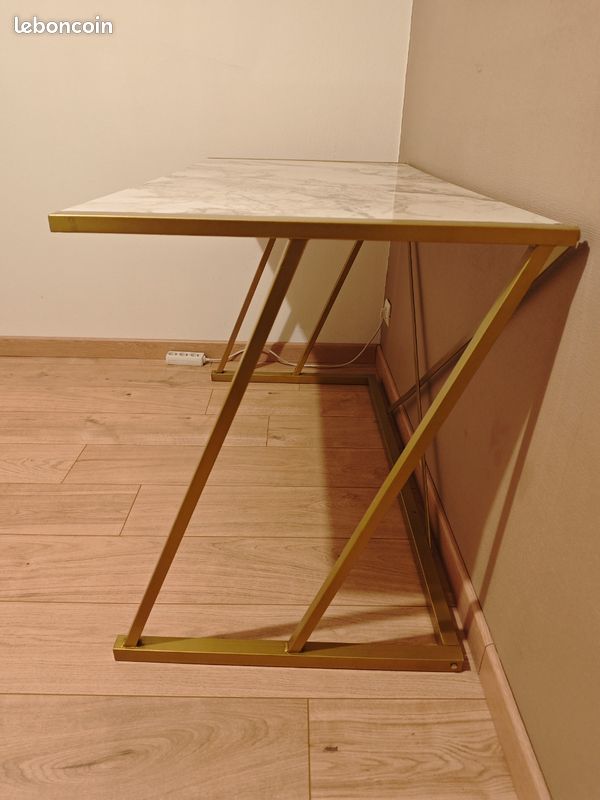 Bureau moderne effet marbre et doré (image 4)