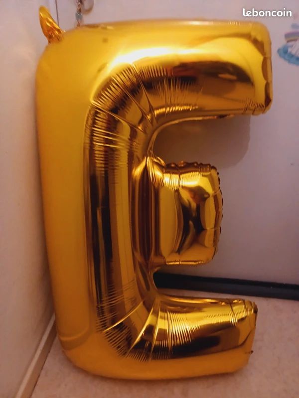 Ballon d'anniversaire lettre 100 cm (image 1)